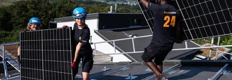 Ausbildung zum Solarinstallateur/in EFZ - Arbeitssituation, Lohn und Weiterbildungen, Schnupperlehren und freie Lehrstelle für 2026 finden. Solarinstallateur/in EFZ
