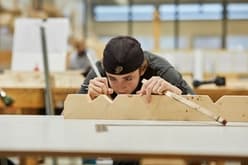 Ausbildung zum Zimmermann/Zimmerin EFZ - Arbeitssituation, Lohn und Weiterbildungen, Schnupperlehren und freie Lehrstelle für 2026 finden. Zimmermann/Zimmerin EFZ